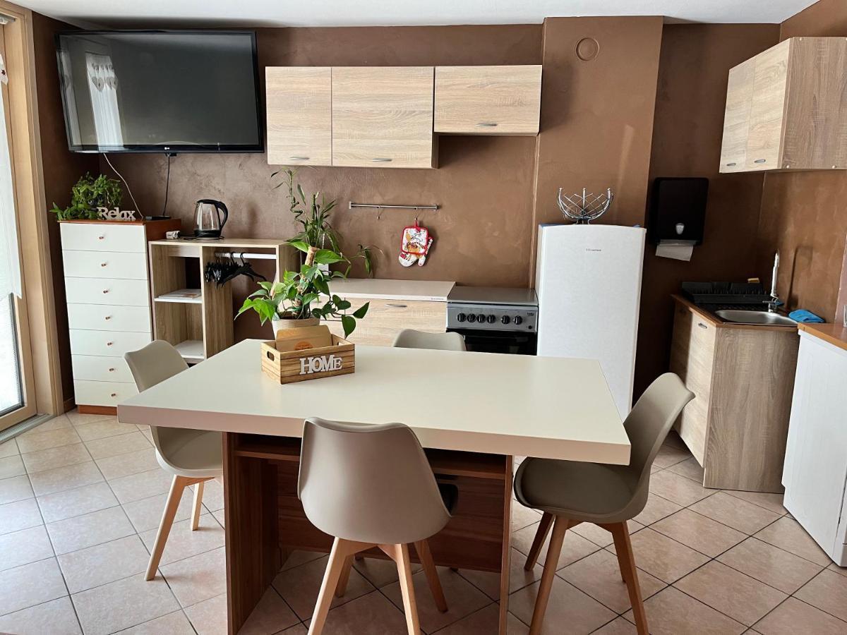 Apartmán Residenze Vezza - La Corteccia- Vezza dʼOglio Exteriér fotografie